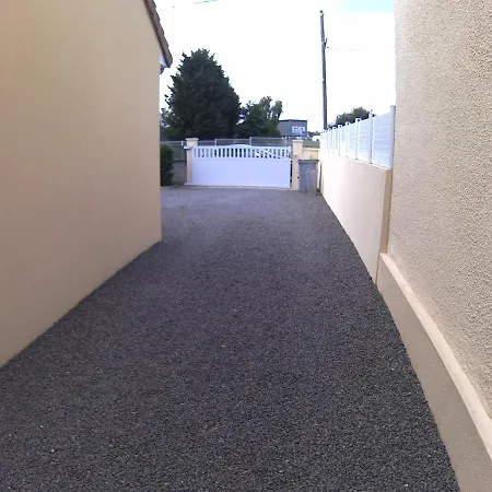 Petit Independant Tres Proche 24h Et Parc Des Expositions Дом отдыха *