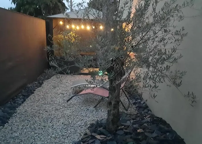 Petit Independant Très Proche 24h Et Parc Des Expositions *